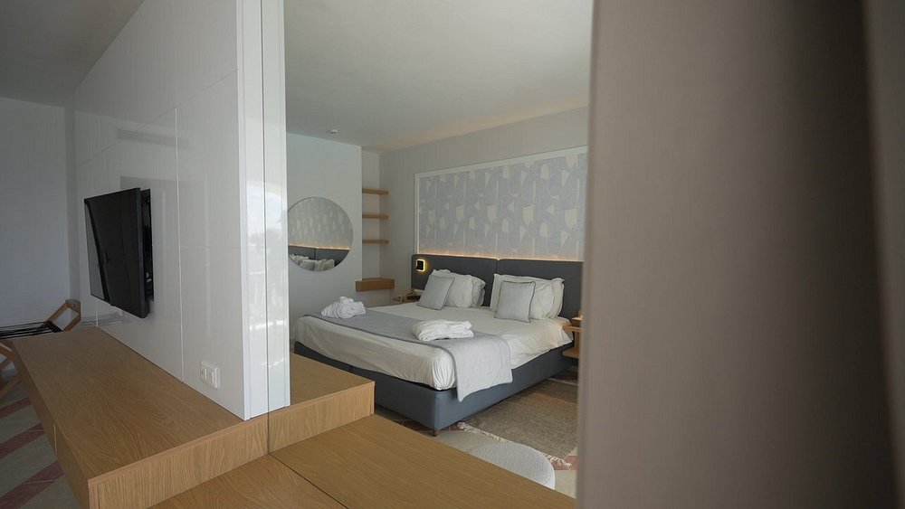 Golden Tulip Taj Sultan resort hotel